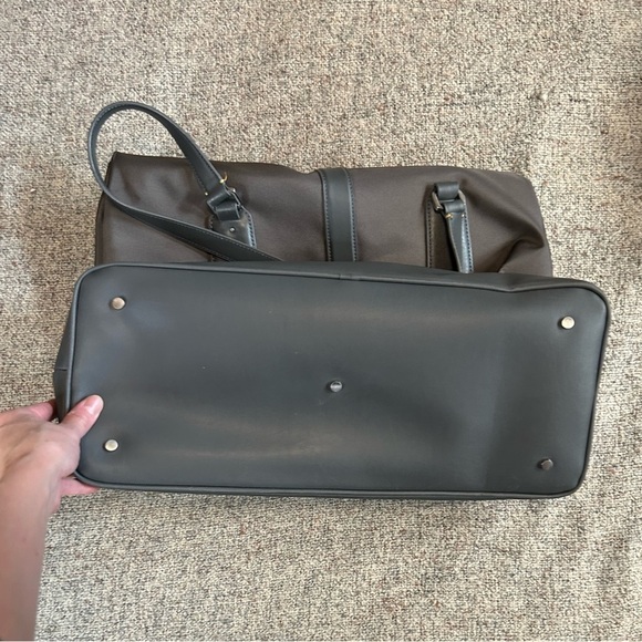 Calvin Klein Fold Over Bag - Picture 5 of 8